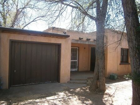 Foto del edificio - 308 1/2 W Gomez Rd