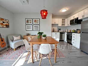 Building Photo - 53-153 Dawes Rd