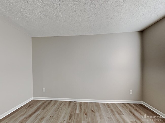 Foto del edificio - 7967 Alamosa Ln