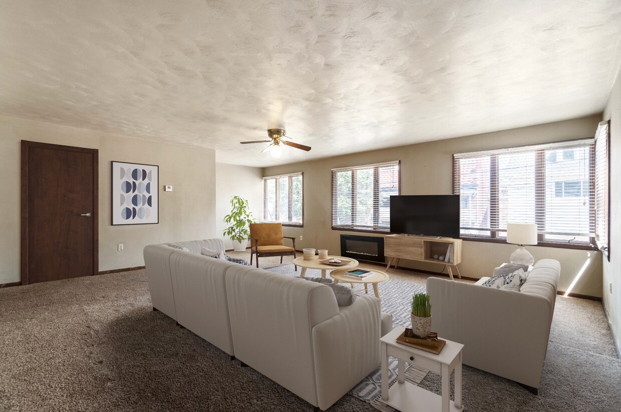 Foto principal - Spacious Duplex in the Heart of South Side...