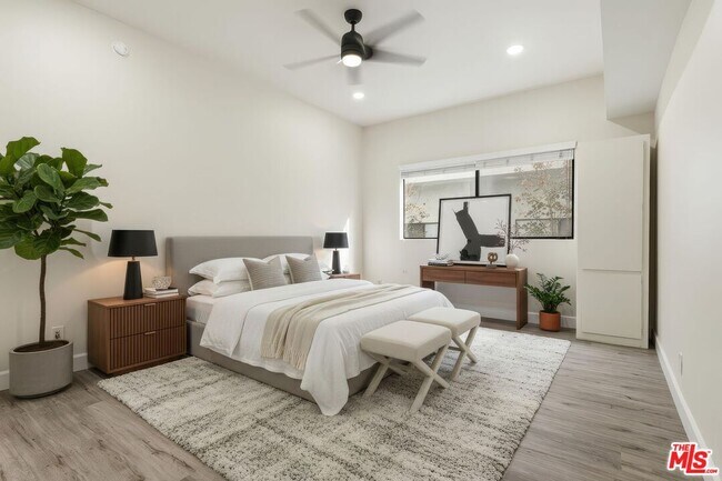 Foto del edificio - 1271 Stoner Ave