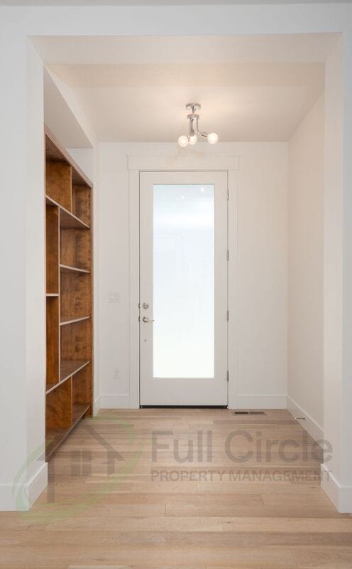 Building Photo - 1624 W Cyrus St