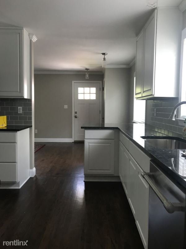 Foto del edificio - 2 br, 2 bath House - 670 Humphrey Ave