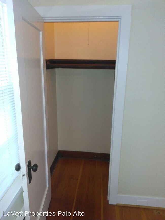 Building Photo - 2 br, 1 bath House - 766 Hamilton Avenue