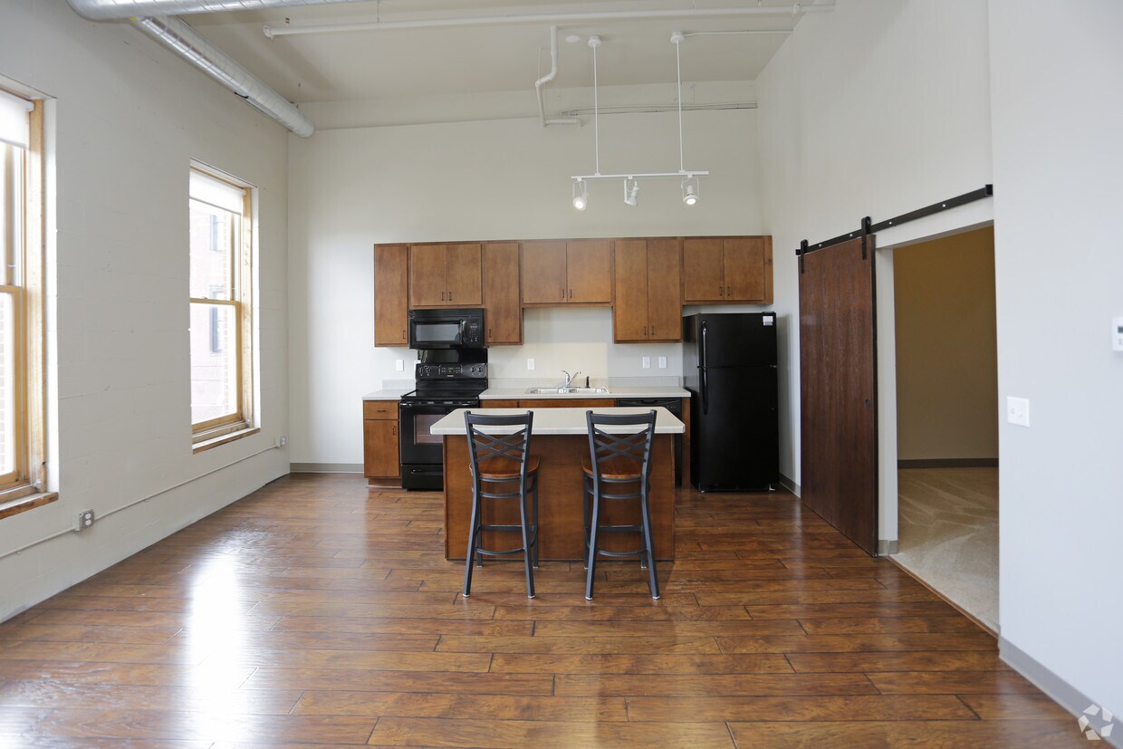 Lofts on Canal 20 Sutphin St Duluth, MN Apartments for Rent in