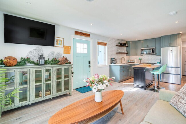 Building Photo - 211 Genebern Way