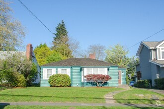 Building Photo - 4738 47th Ave NE