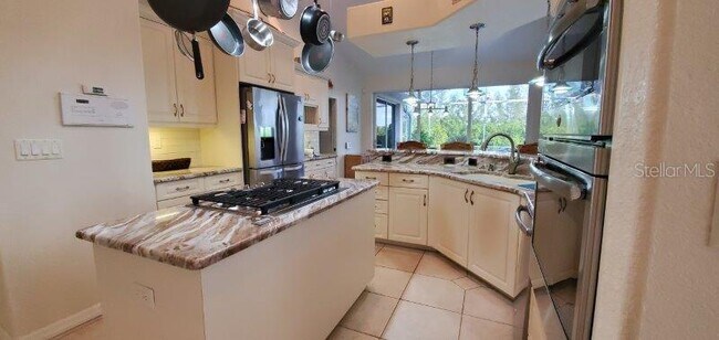 Building Photo - 1430 Wren Ct
