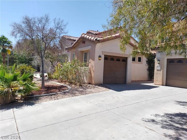 Building Photo - 1700 Ravanusa Dr