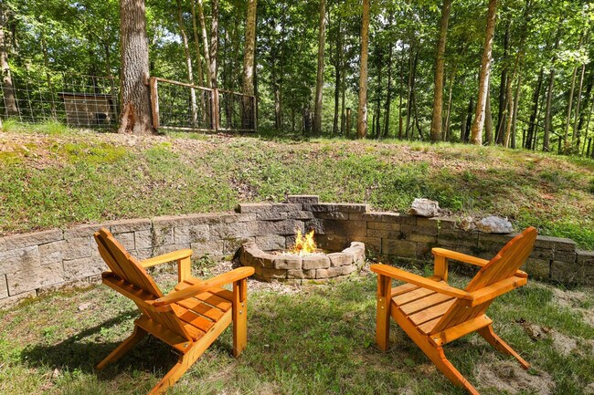 Foto del edificio - 10583 Two Girls Ln