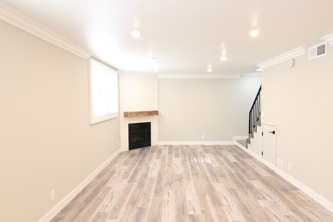 Foto del edificio - 1529 Hi Point St