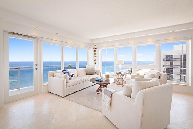 Foto del edificio - 2066 N Ocean Blvd