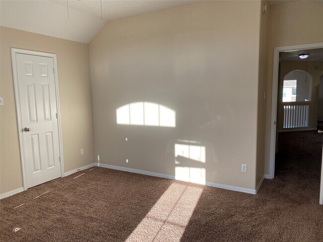 Building Photo - 10930 Reston Point Dr