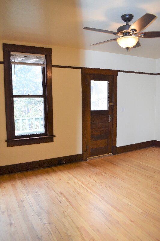 Building Photo - 516 W Olive St