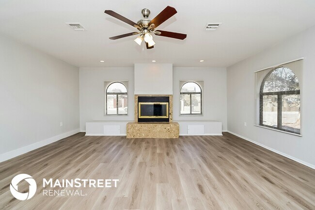 Foto del edificio - 1659 Oakhaven Pl