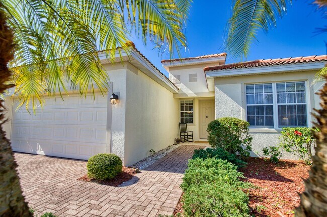 Building Photo - Seasonal Short-Term Single-Family Heated P...