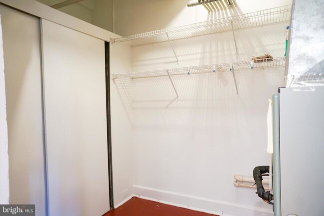 Building Photo - 230 Stony Run Ln