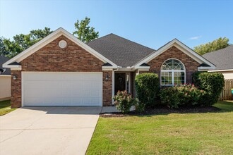Building Photo - 570 Lory Ln