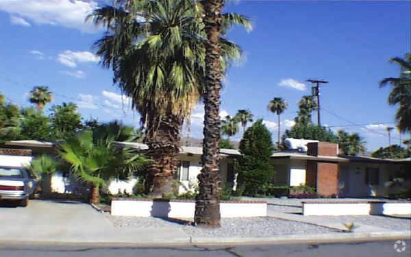 Primary Photo - 1630 S Via Entrada