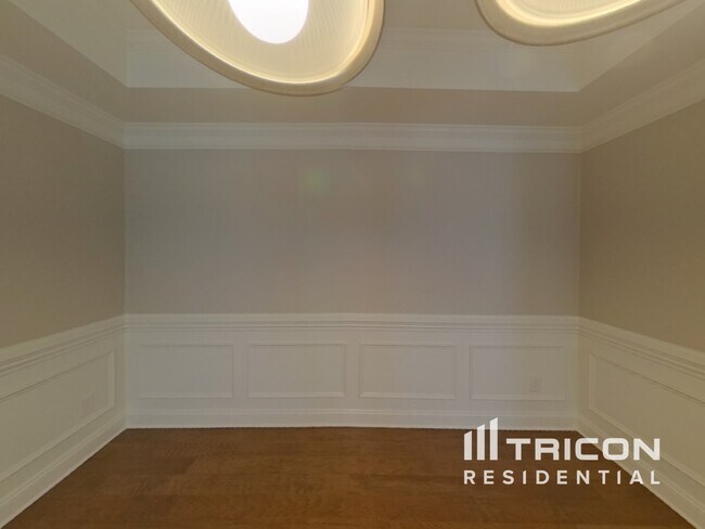 Foto del edificio - 5619 Triveny Rd