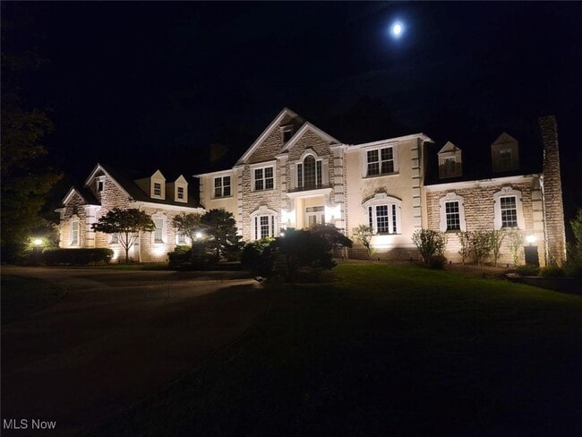 Building Photo - 4466 Forest Brooke Ct N