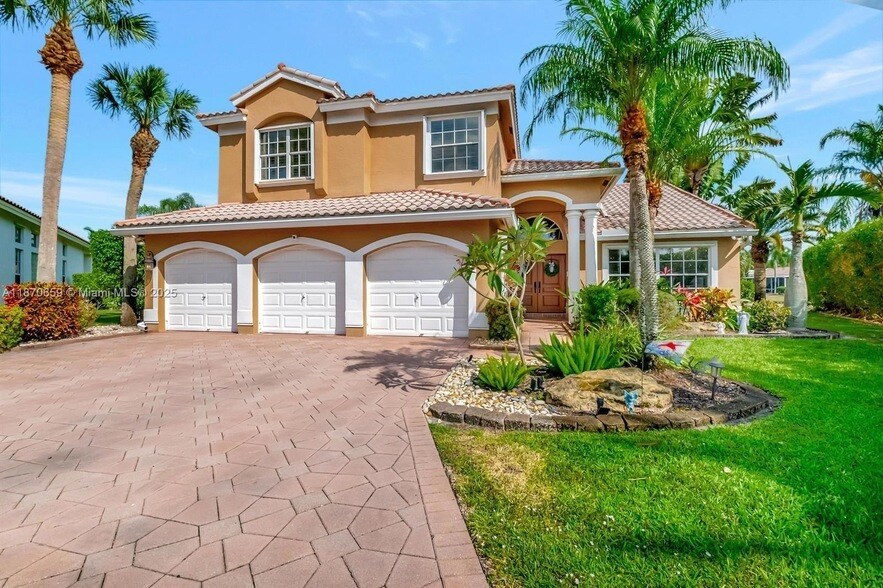 Foto principal - 19314 King Palm Ct
