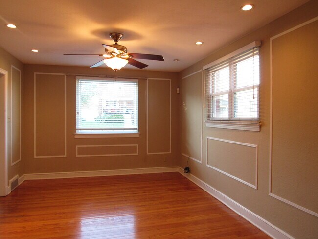Foto del edificio - 5333 Ames St NE