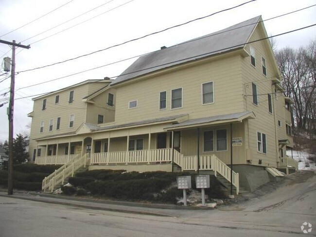 Building Photo - 20 Mechanic St
