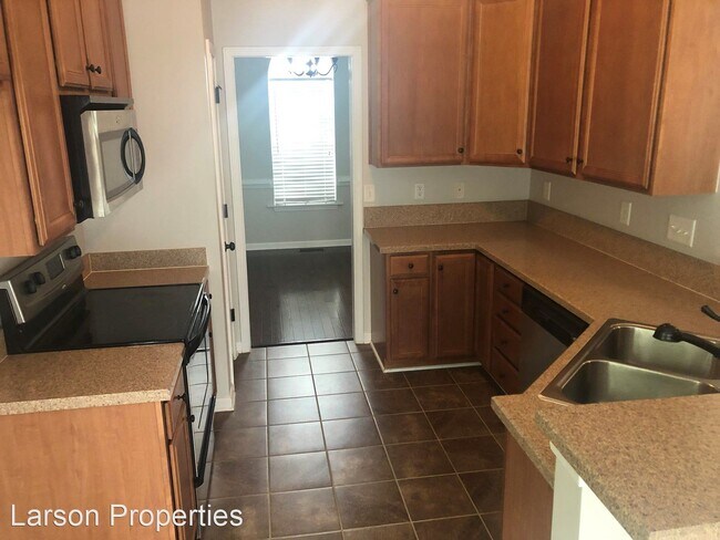 Building Photo - 4 br, 2.5 bath House - 104 Cale Drive