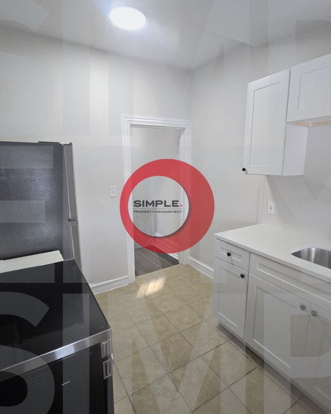 Building Photo - 230 N 4th St