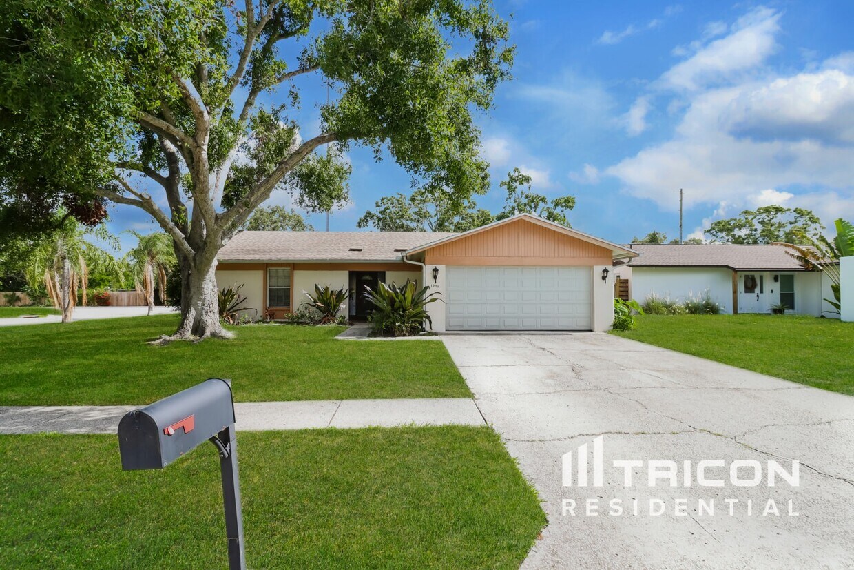 Foto principal - 1906 Radcliffe Dr N