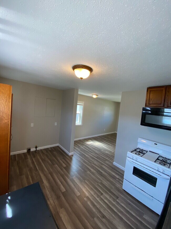 Foto del edificio - 7 Briarcliff Dr