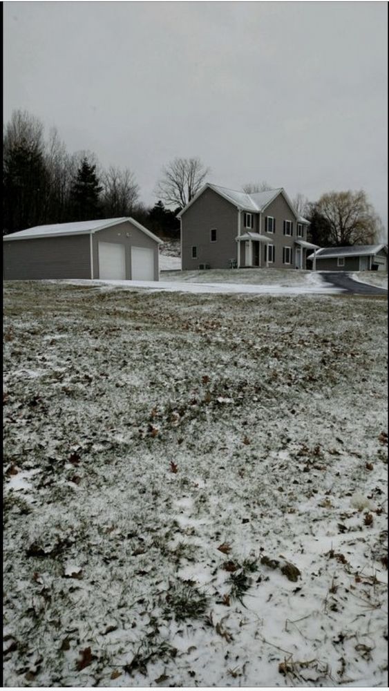 Building Photo - 3652 Oakmount Rd
