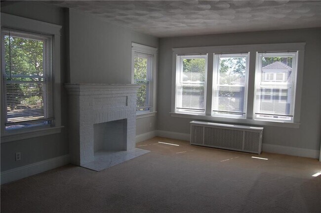 Building Photo - 11 Aldrich Terrace