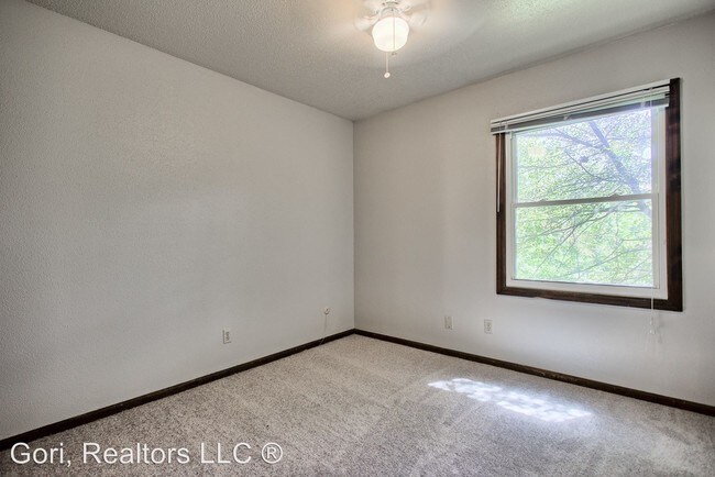 Building Photo - 1300 Florida St