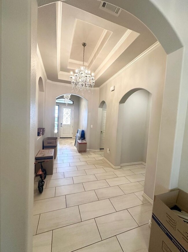 Foto del edificio - 4 Bedroom 2 Bathroom Property Ready to Rent!