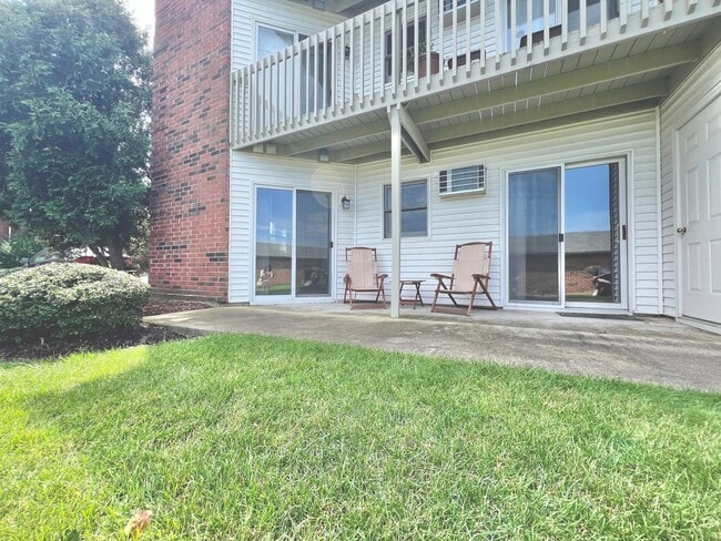 Building Photo - 1363 Cunat Ct