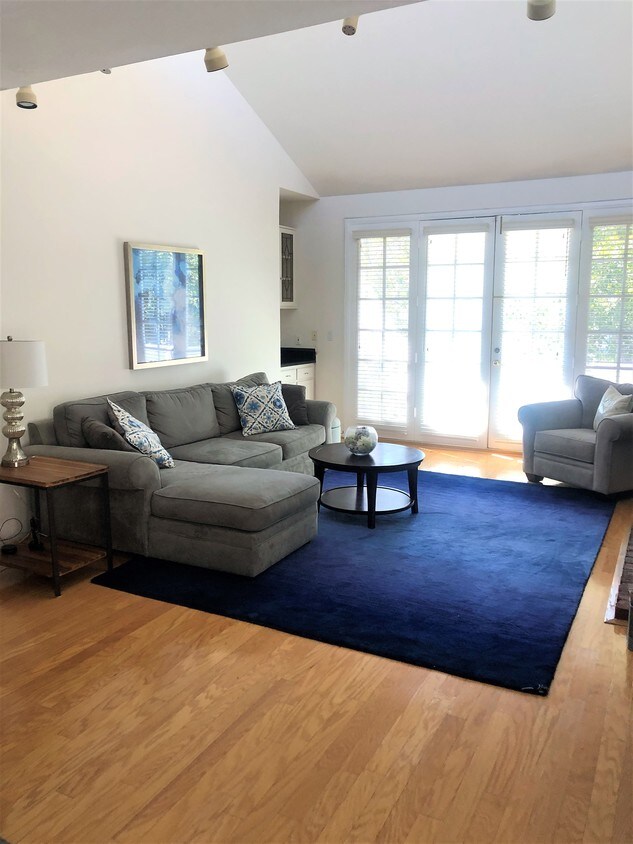 Foto principal - 1210 S Shenandoah St