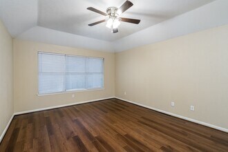 Building Photo - 21315 Park Post Ln