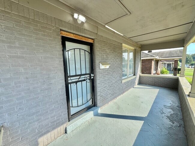 Foto del edificio - 1478 South Willet Street