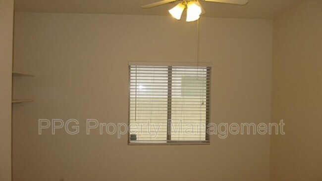 Building Photo - 14542 W Watson Ln