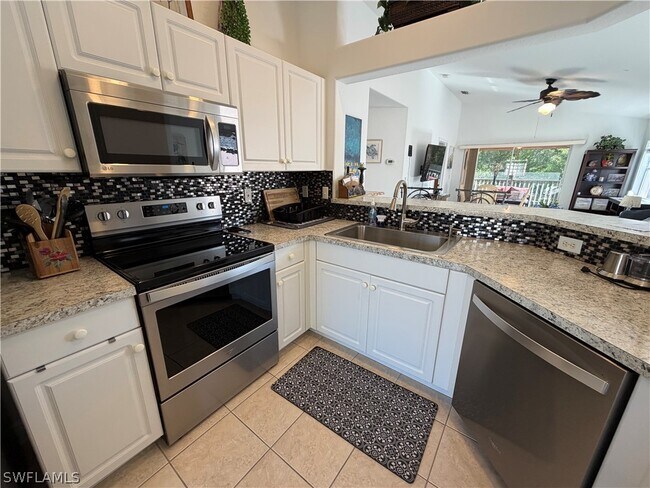 Foto del edificio - 26699 Little John Ct