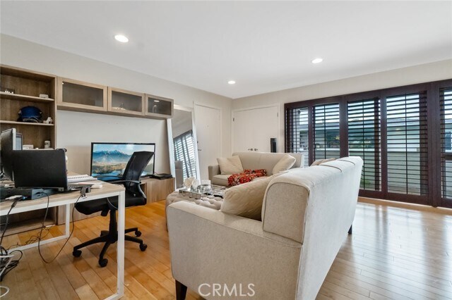Foto del edificio - 1720 Westcliff Dr