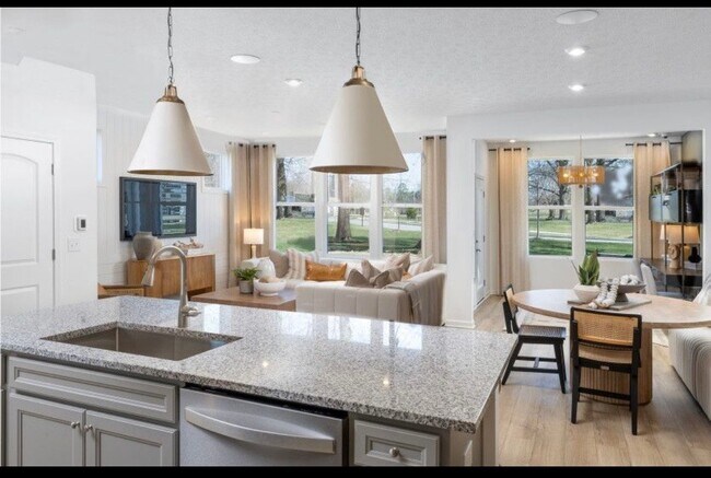 Building Photo - 3346 Abberley Dr