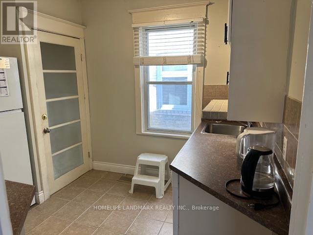 Photo du bâtiment - 928 Greenwood Ave