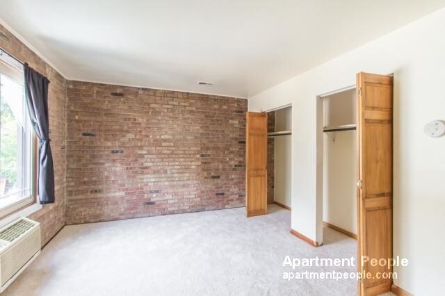 Foto del edificio - 860 W Lill Ave