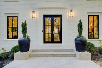 Building Photo - 6090 River Chase Cir NW