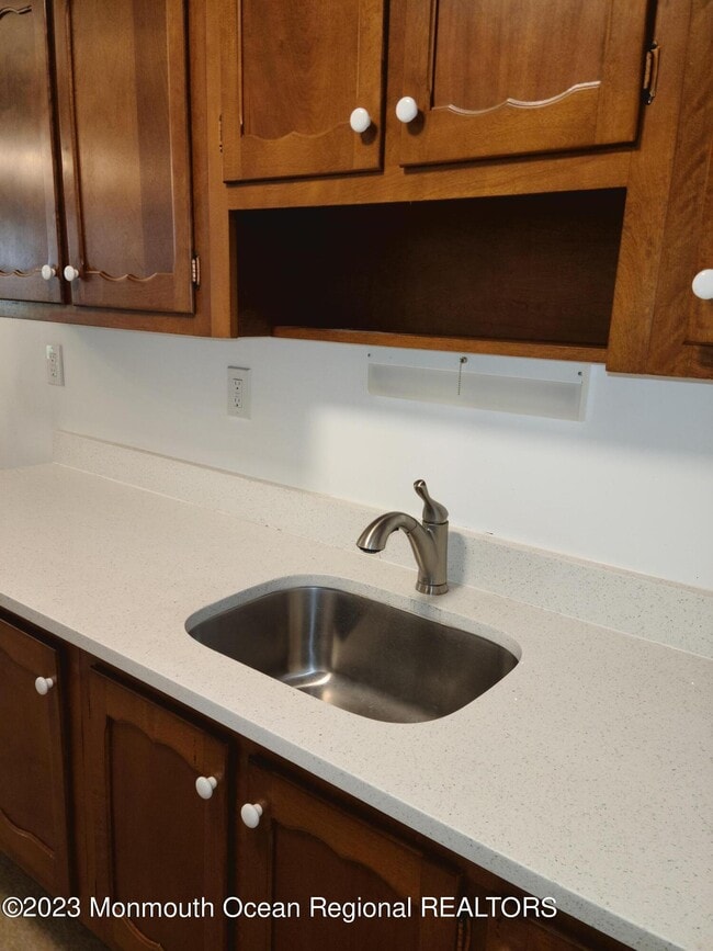 Building Photo - 164B Gramercy Ct