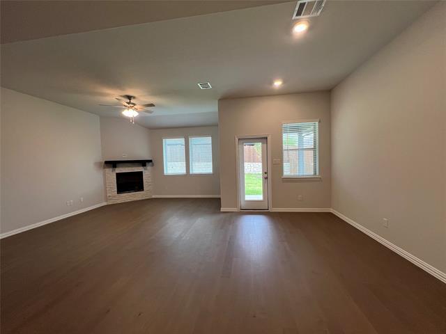 Foto del edificio - 3433 Loftwood Ln