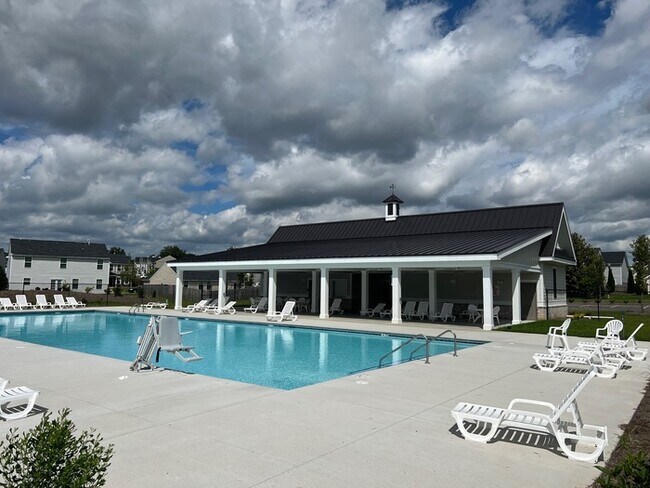Building Photo - Brand New in Burnside Farms!
